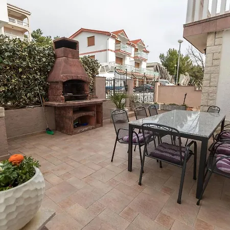 Studio In With Sea View, Terrace, Air Conditioning, Wi-fi Crikvenica
