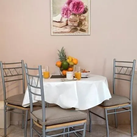 Studio In With Sea View, Terrace, Air Conditioning, Wi-fi Apartment
